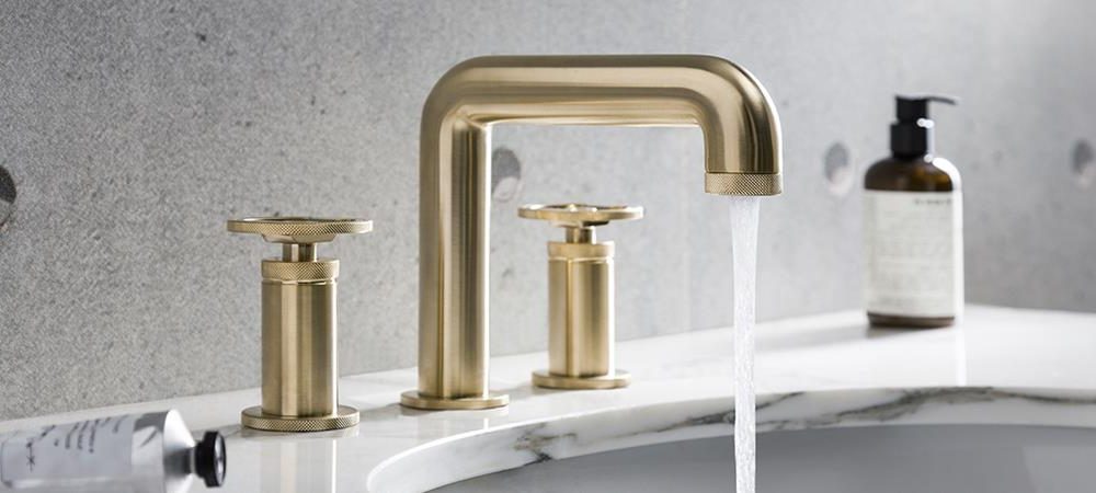  Bathroom Taps and Showers purchase price + Photo 